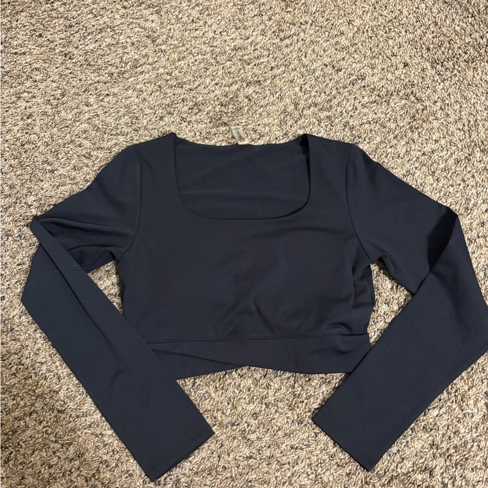 Mono B long sleeve top with pads.